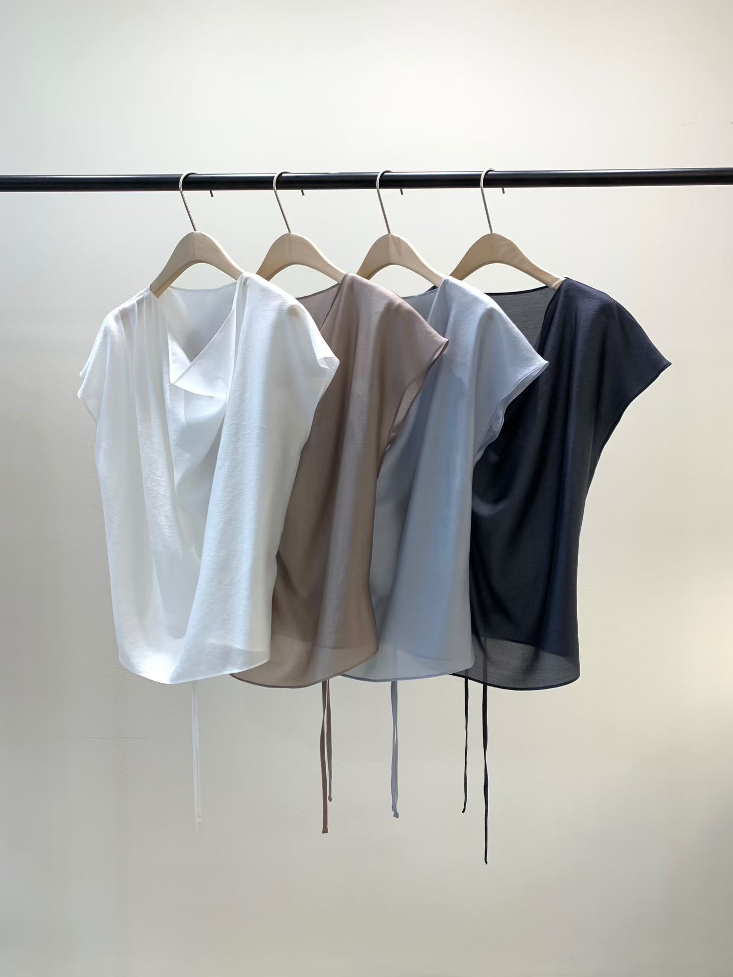 KN5516 垂墜混絲上衣 *特價* (優惠碼同充值購物金不適用)