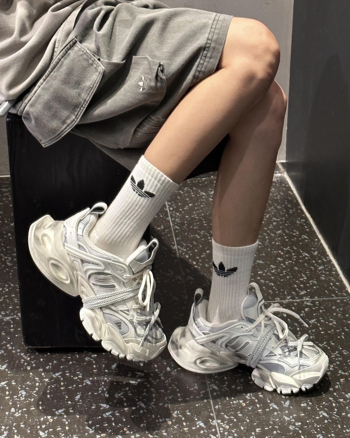 <巴味十足!!!>Adidas XLG Runner Deluxe 仿舊 復古 老爹鞋 米灰