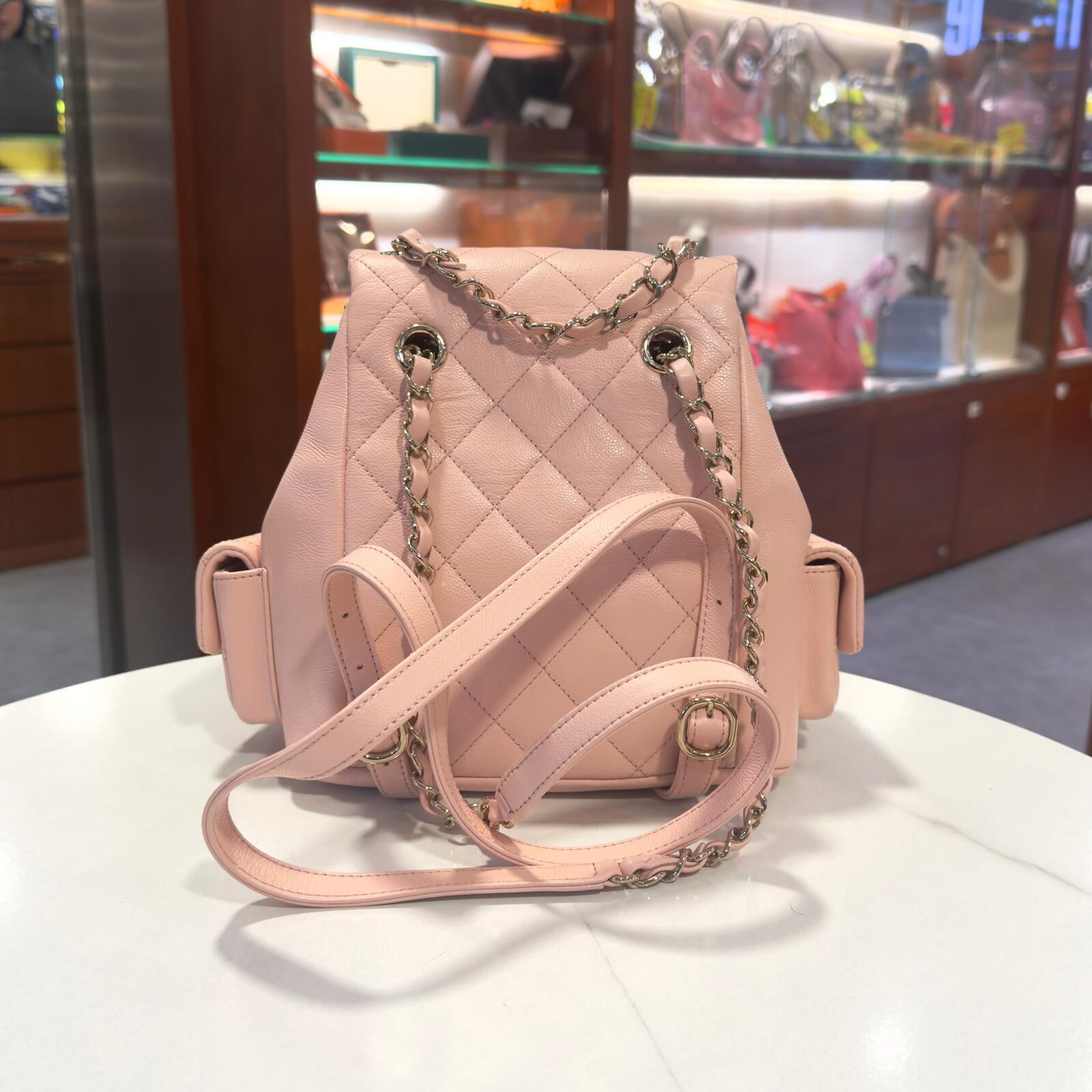 全新CHANEL BACKPACK AS3860 DUMA MEDIUM 櫻花粉荔枝皮淡金扣 晶片款 #香奈兒青蛙背包 #BRAND NEW #香榭站正品