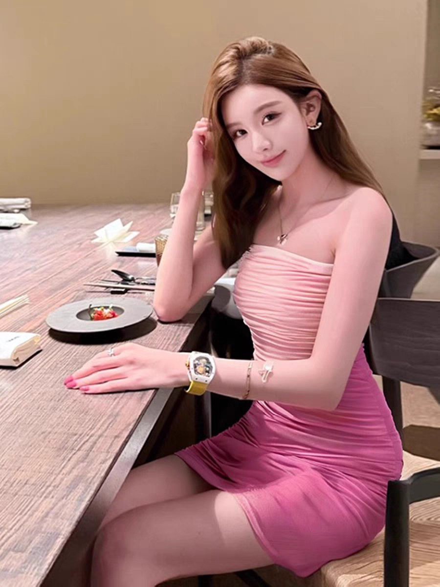 粉色暈染 平口貼身短洋裝