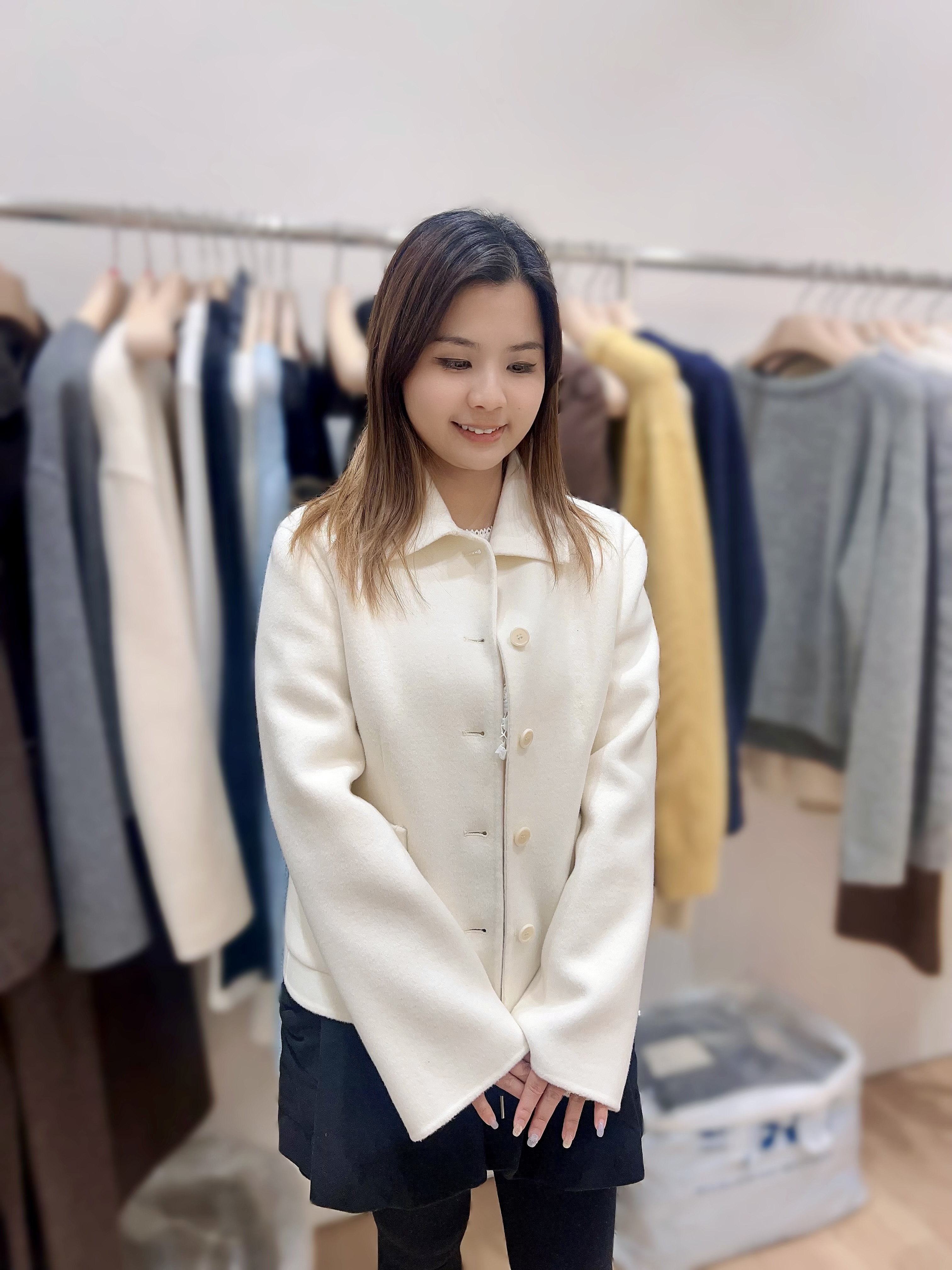 HU04  羊毛100%  胸 40  長 22  $1799 (一口價)