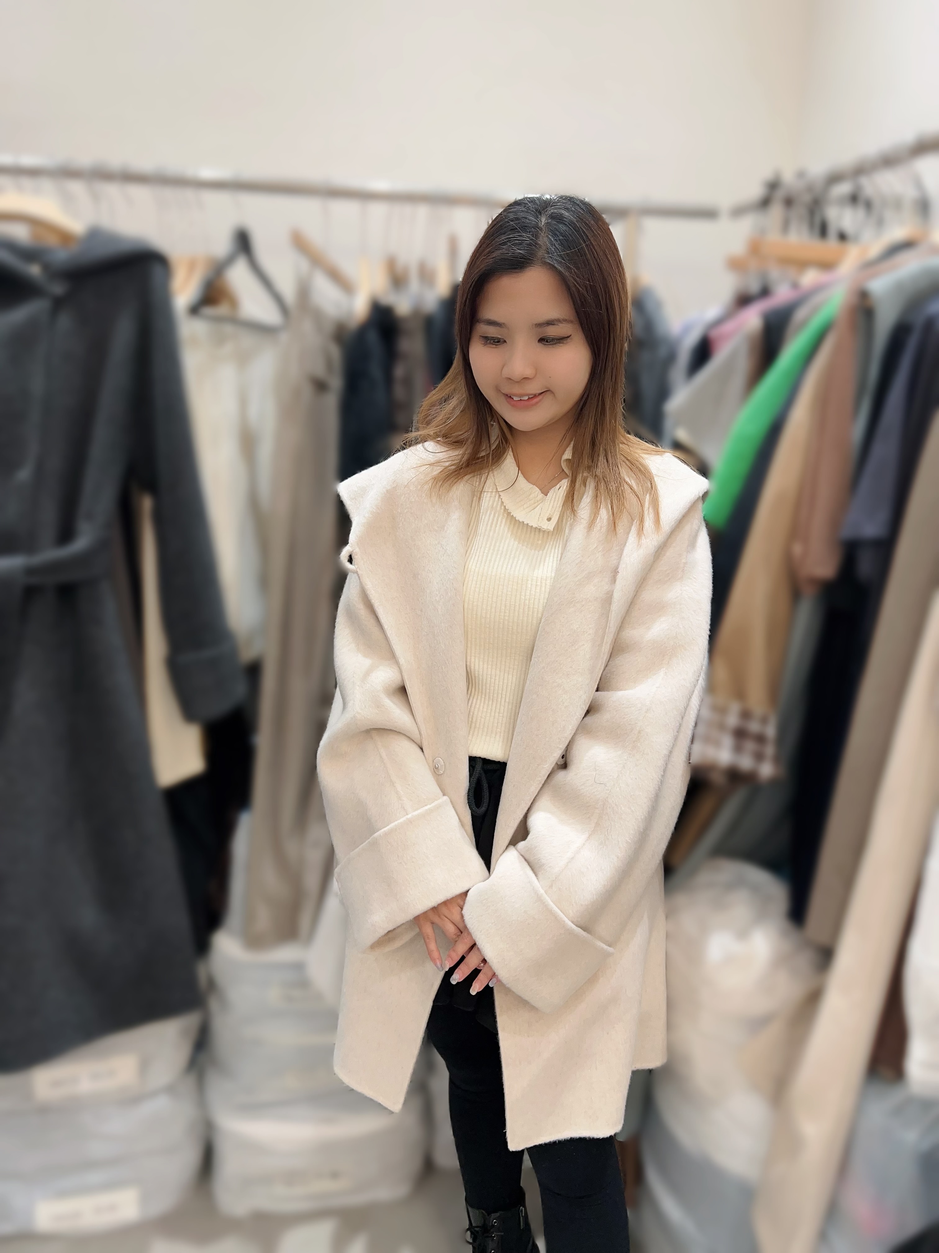 HZ08 羊毛90%  羊駝毛10%   胸 46 長33 $1999 (一口價)