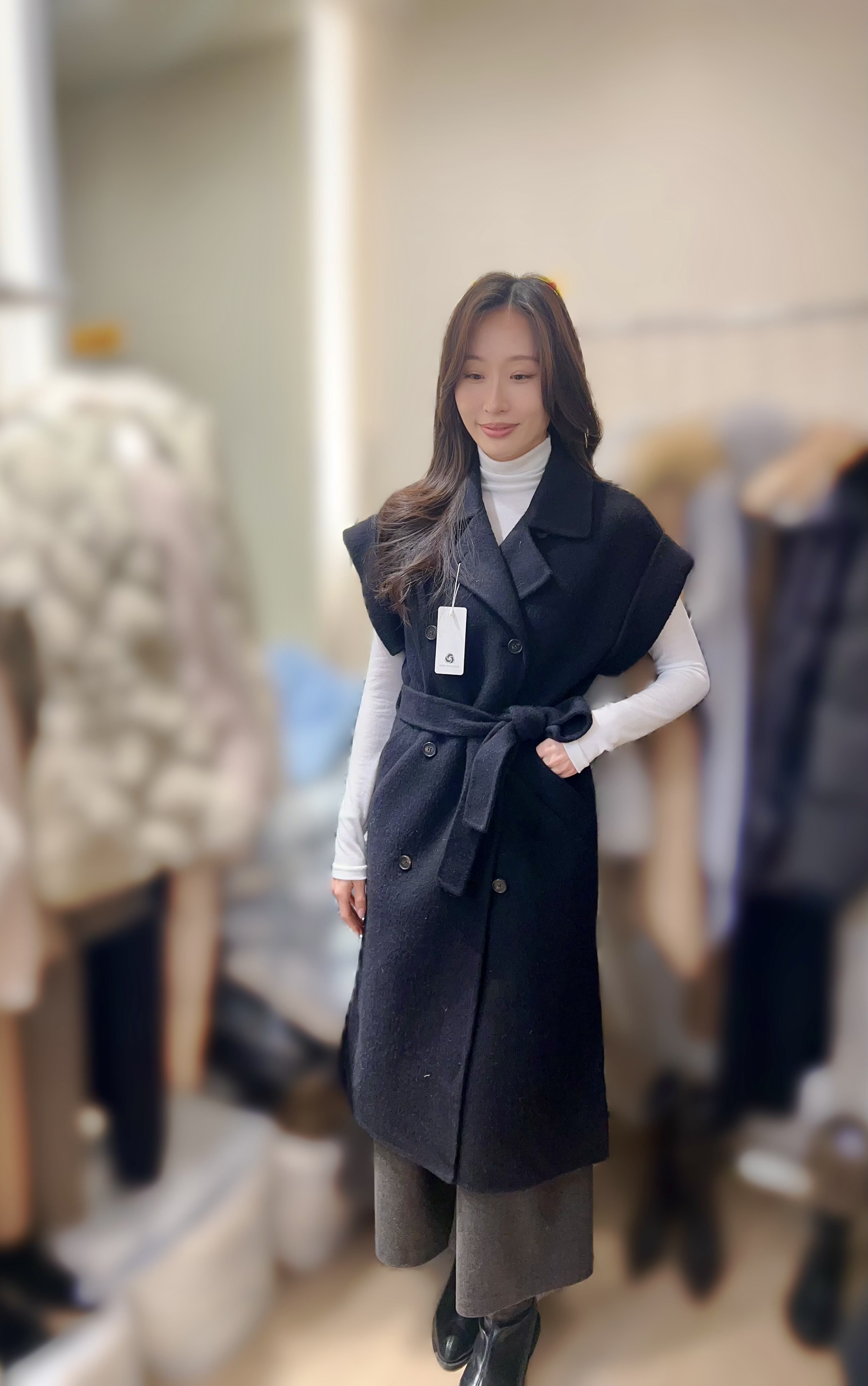 AC07   羊毛+ 羊陀毛  胸45   長44   $1599 (一口價)