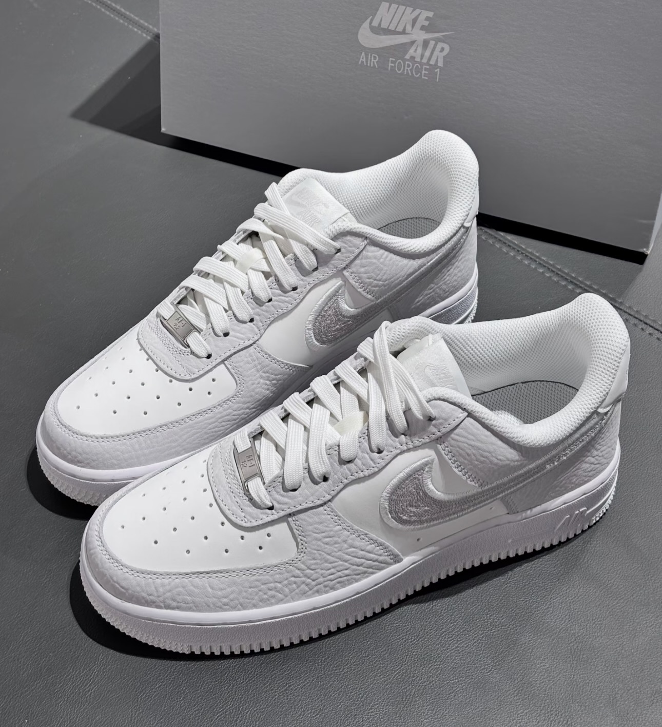 NIKE AIR FORCE 1 07 LV8 Grey皮革 縫線SWOOSH 漸層 拼接 IB6842-100