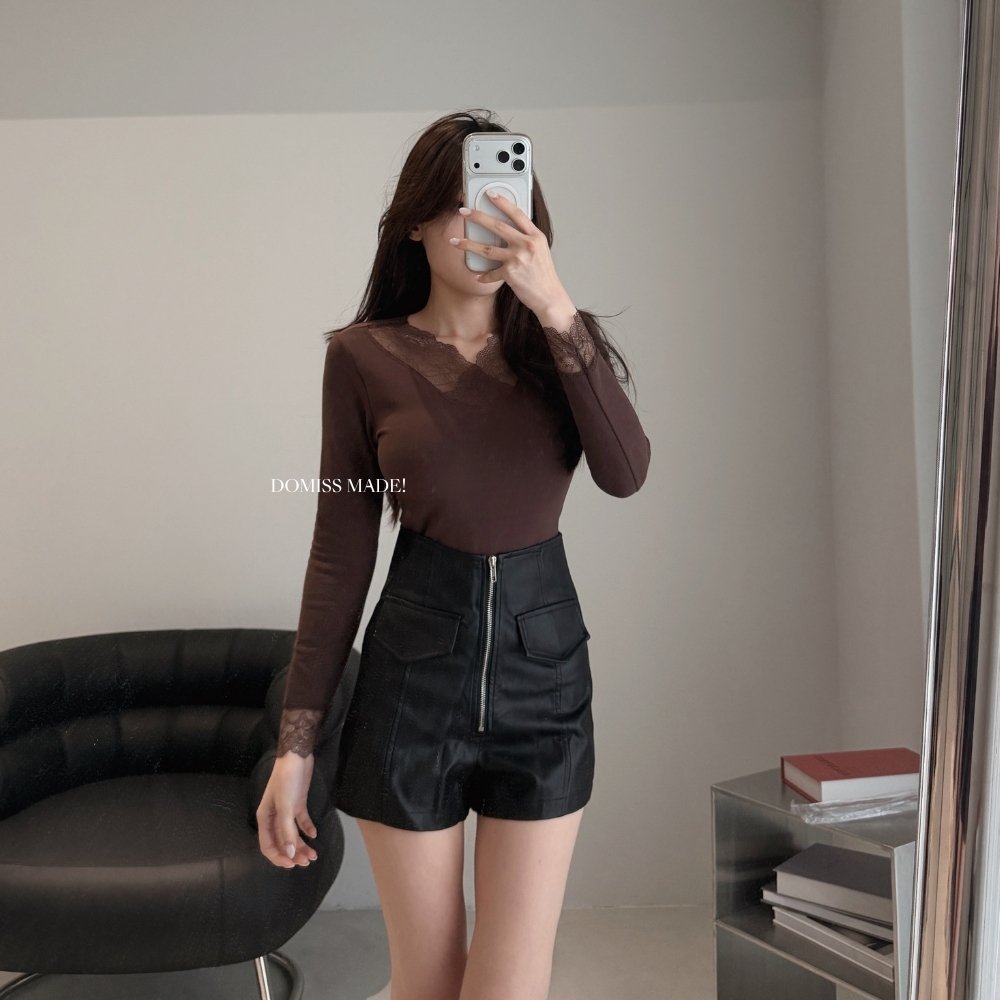 【設計感A字皮褲】DOMISS訂製-霧面拉鍊皮革 短褲-2色 皮褲 高腰短褲 (現貨)