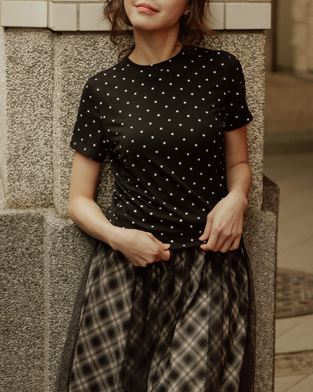 All-over polka dot design crew neck short-sleeved top, available in three colors, S/M【01099513】in stock+pre-order