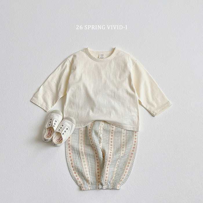 正韓春vividi 四色1+1素色條紋上衣