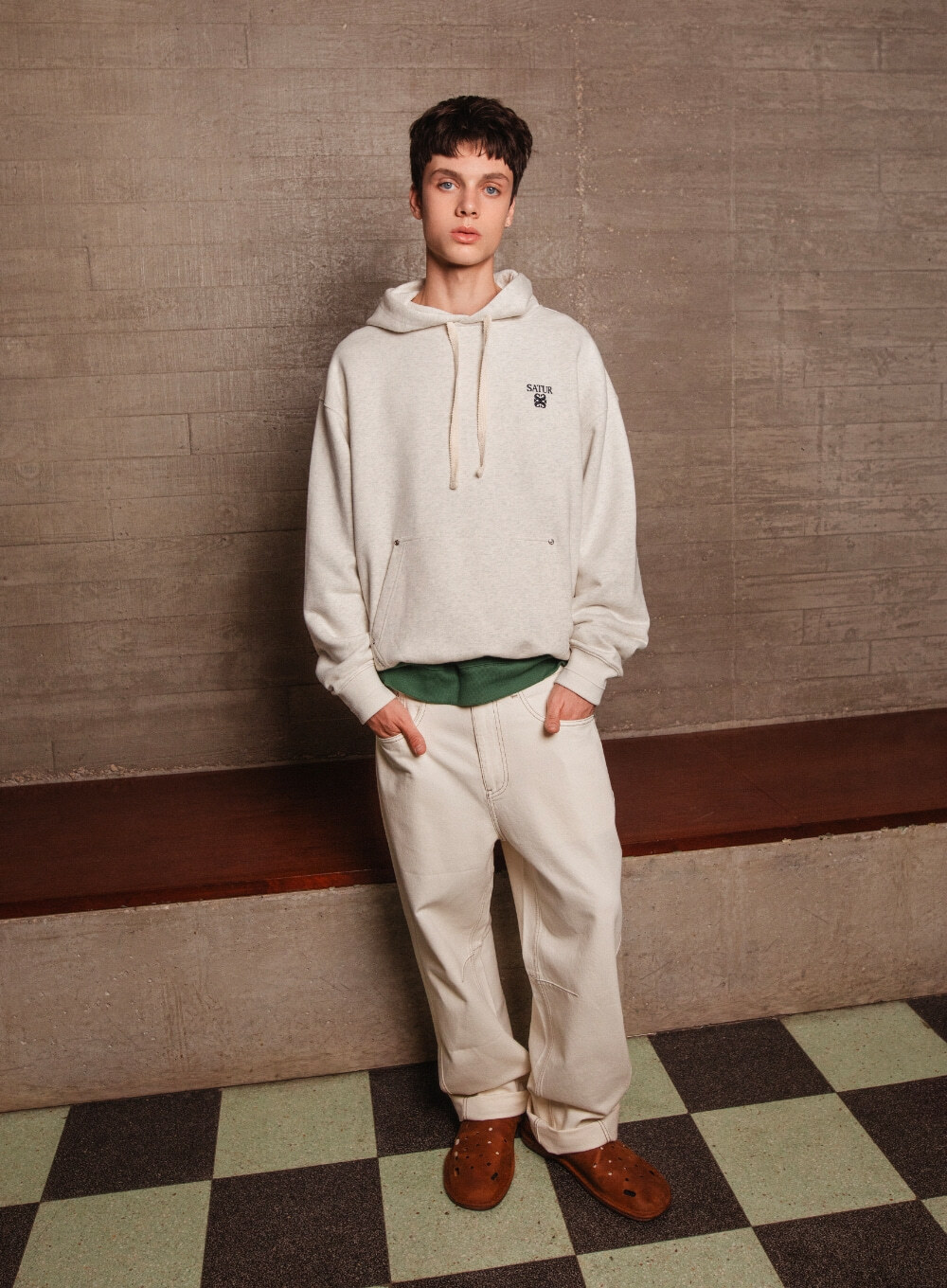 【品牌清貨SALE】 【現貨】【SATUR】Loren Small Logo Rivet Hoodie - Oatmeal