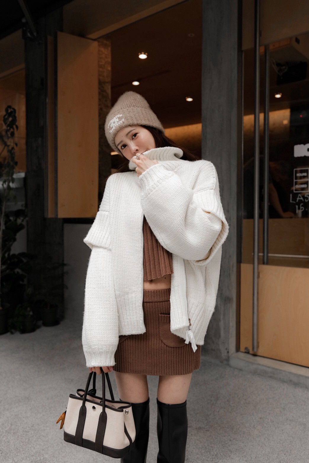 立領粗針織外套_AMISSA（白）