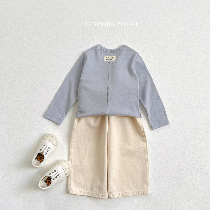 正韓春vividi 四色日常百搭合身上衣