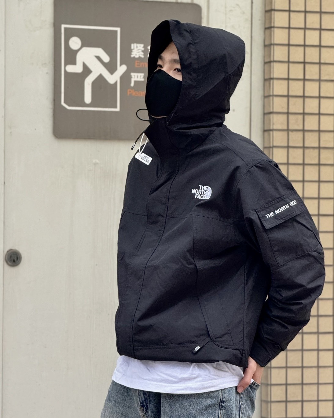 <折扣超殺😎>The North Face 北臉 FREE JACKET 防潑水 戶外 機能外套 黑色