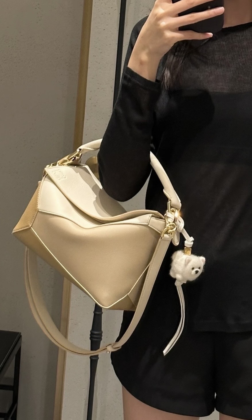 LOEWE Puzzle small 奶茶拼白色