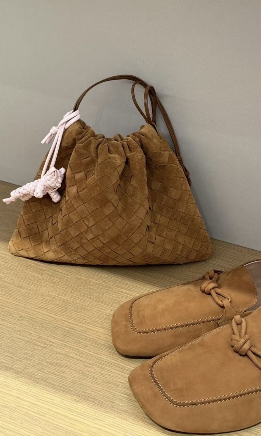 Bottega Veneta BV Intrecciato dustbag small