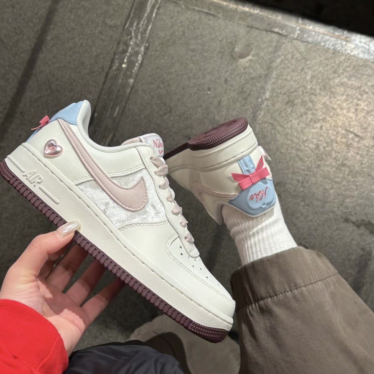 Nike Air Force 1 Low "Valentine's Day" 2026 情人節限定 蝴蝶結 女鞋 IQ4937-161