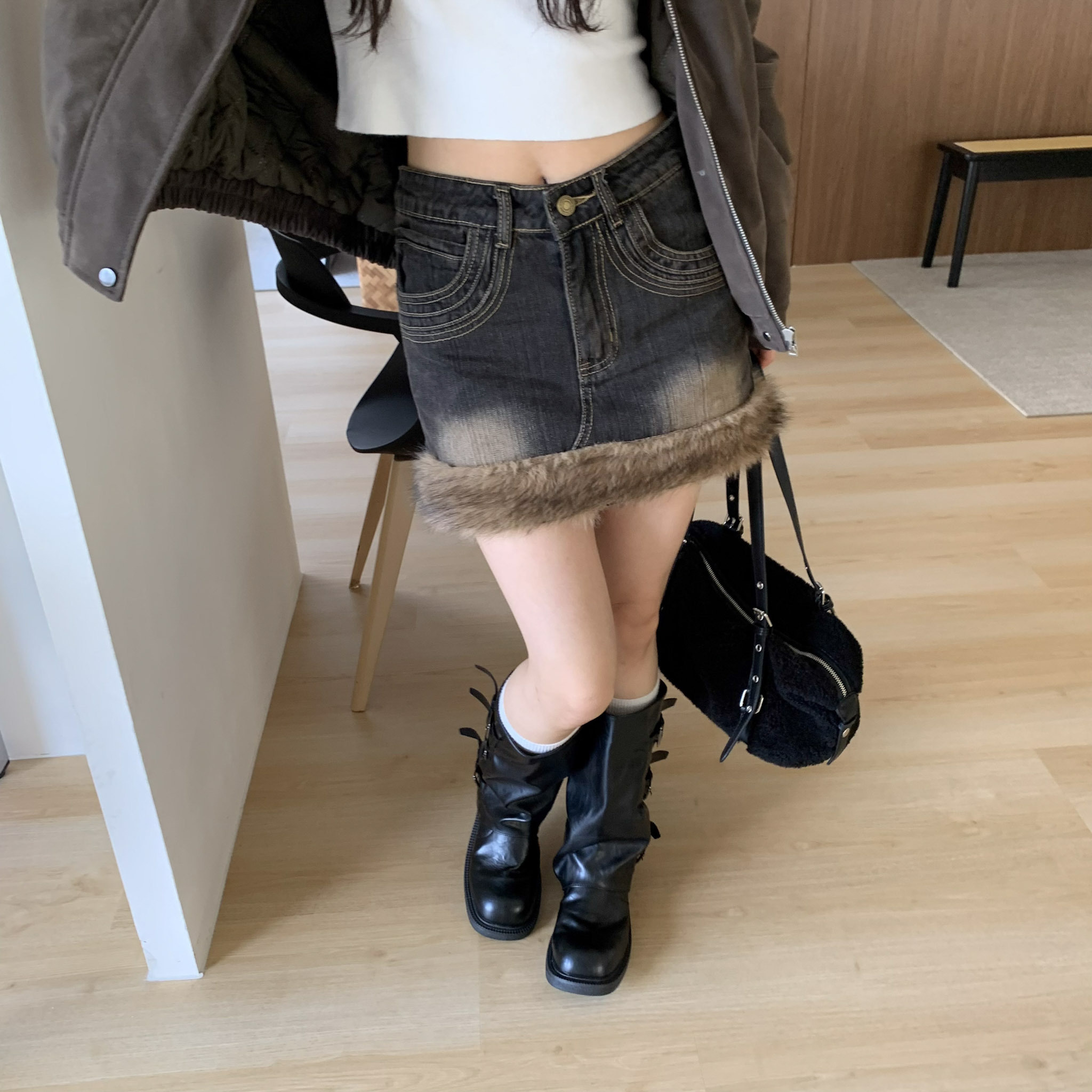 ISA_亞裔甜辣get! 小個性毛絨擺牛仔褲裙_61020