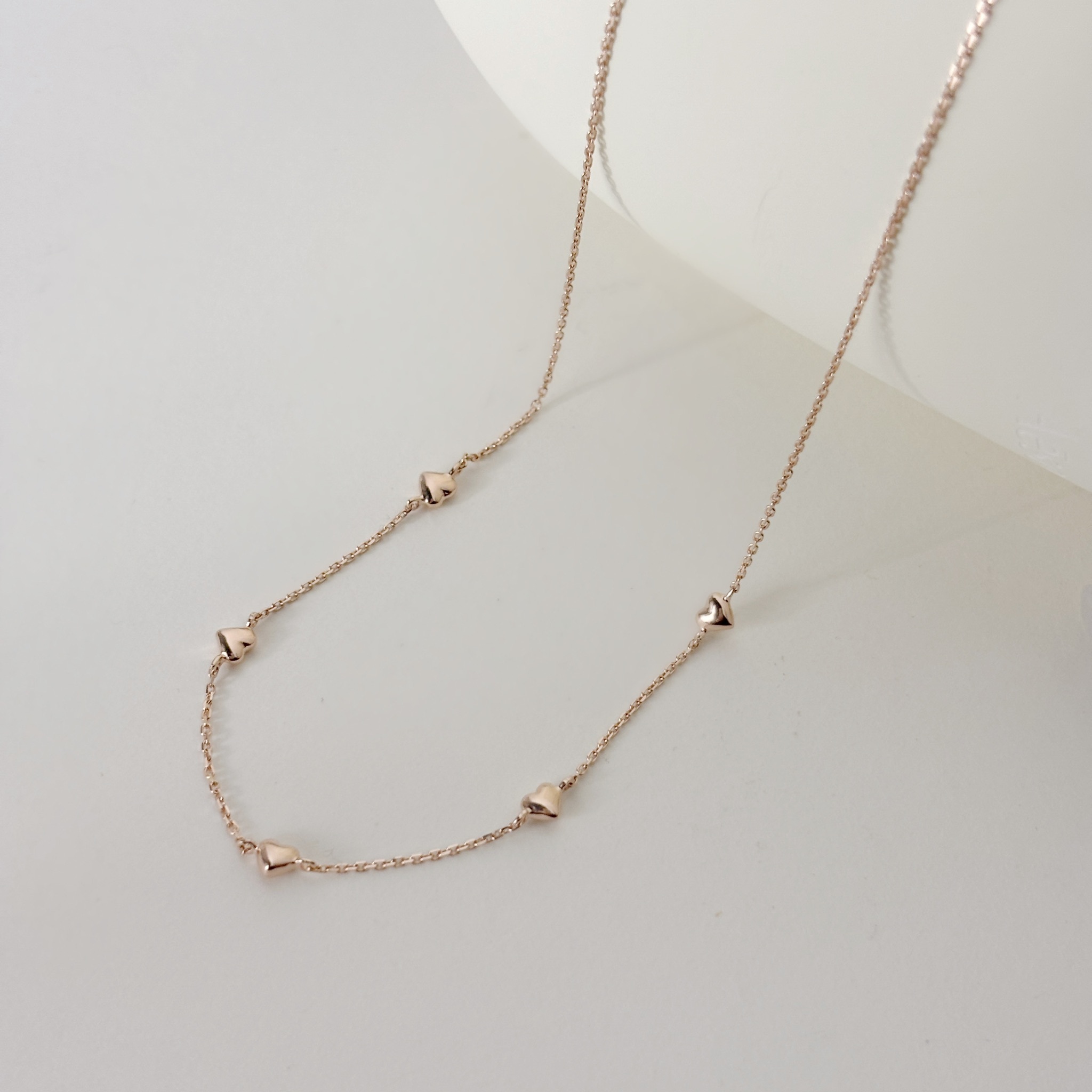 澎澎愛心鎖骨鏈