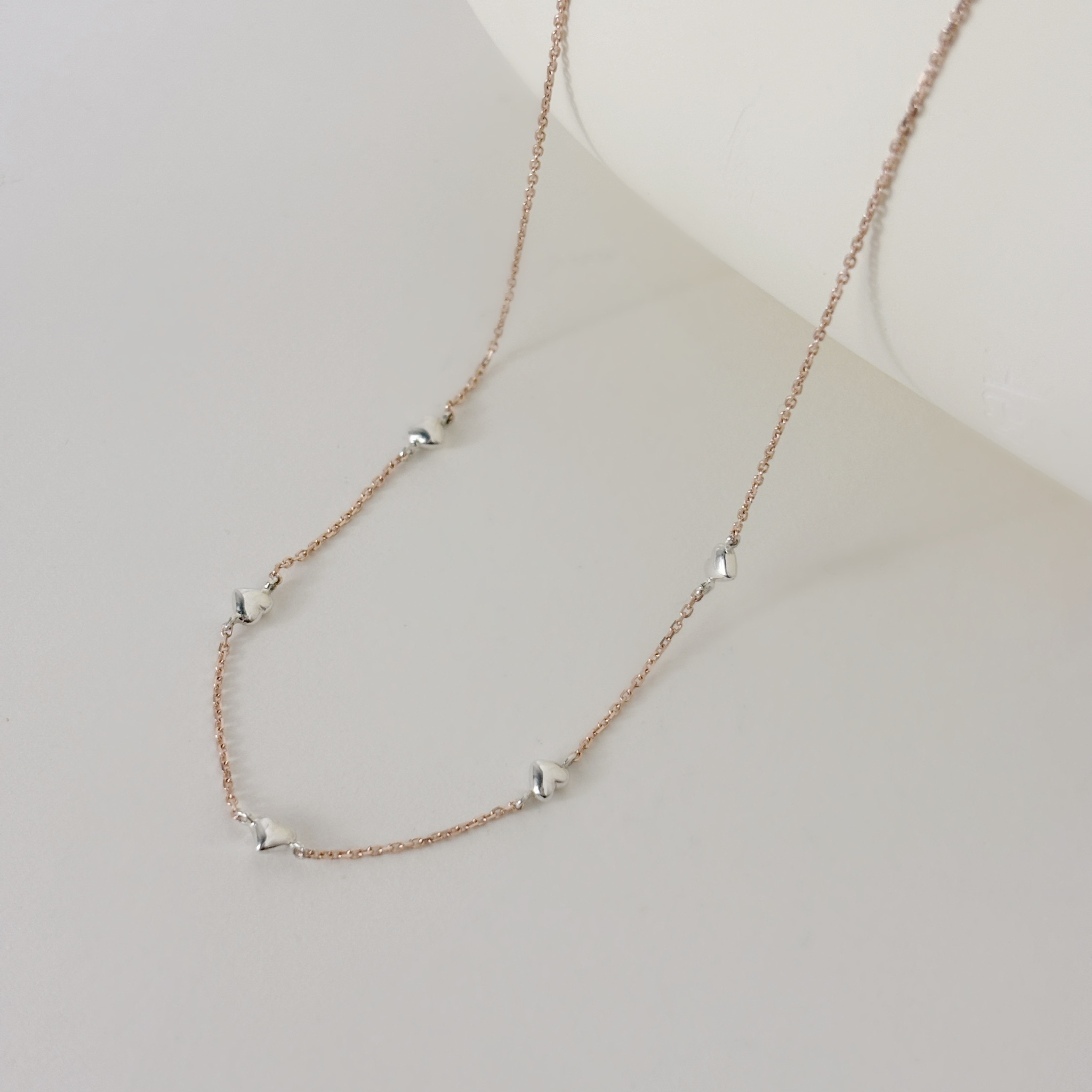 澎澎愛心鎖骨鏈