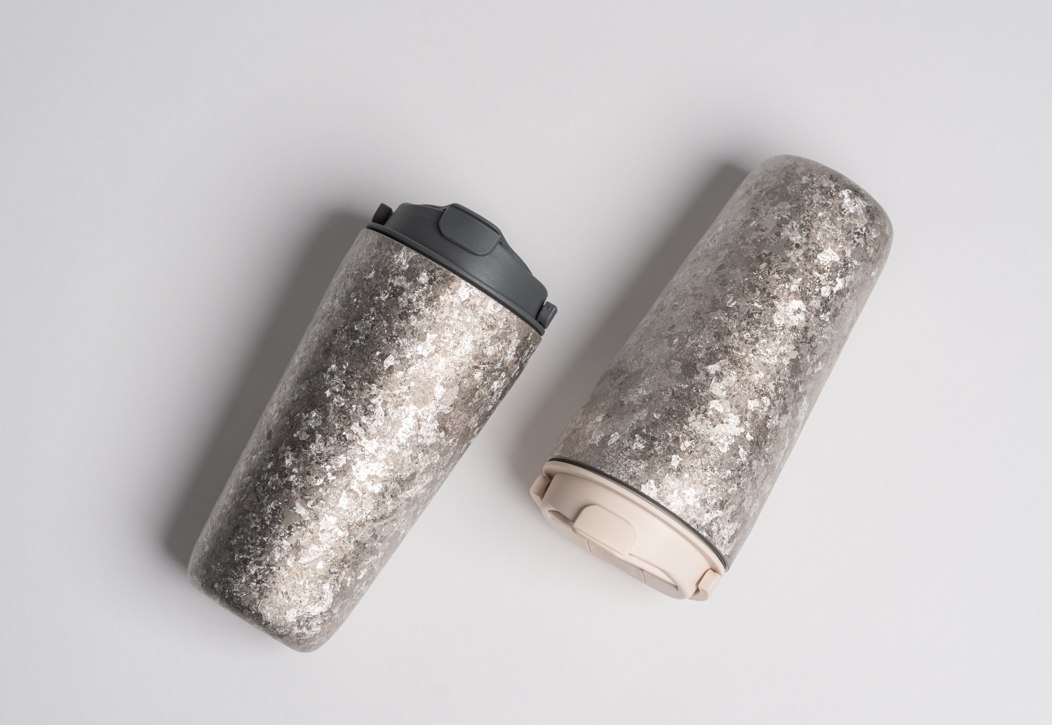 純鈦跳跳杯 MINI｜晶鈦系列｜羽霧銀Ｘ奶昔白蓋