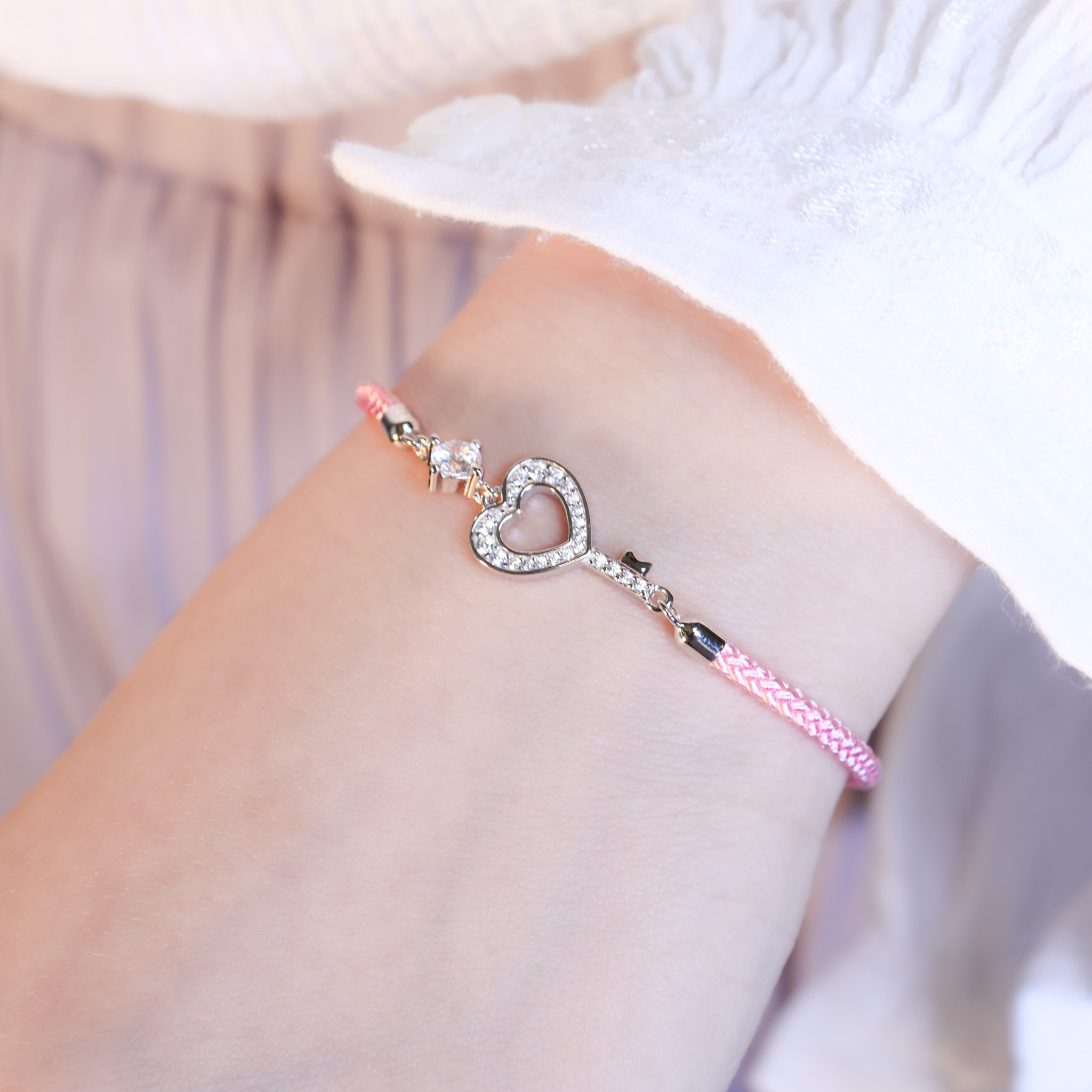 | 925純銀・厚鍍白金 |鎖住怦然手繩 | BR1509 |