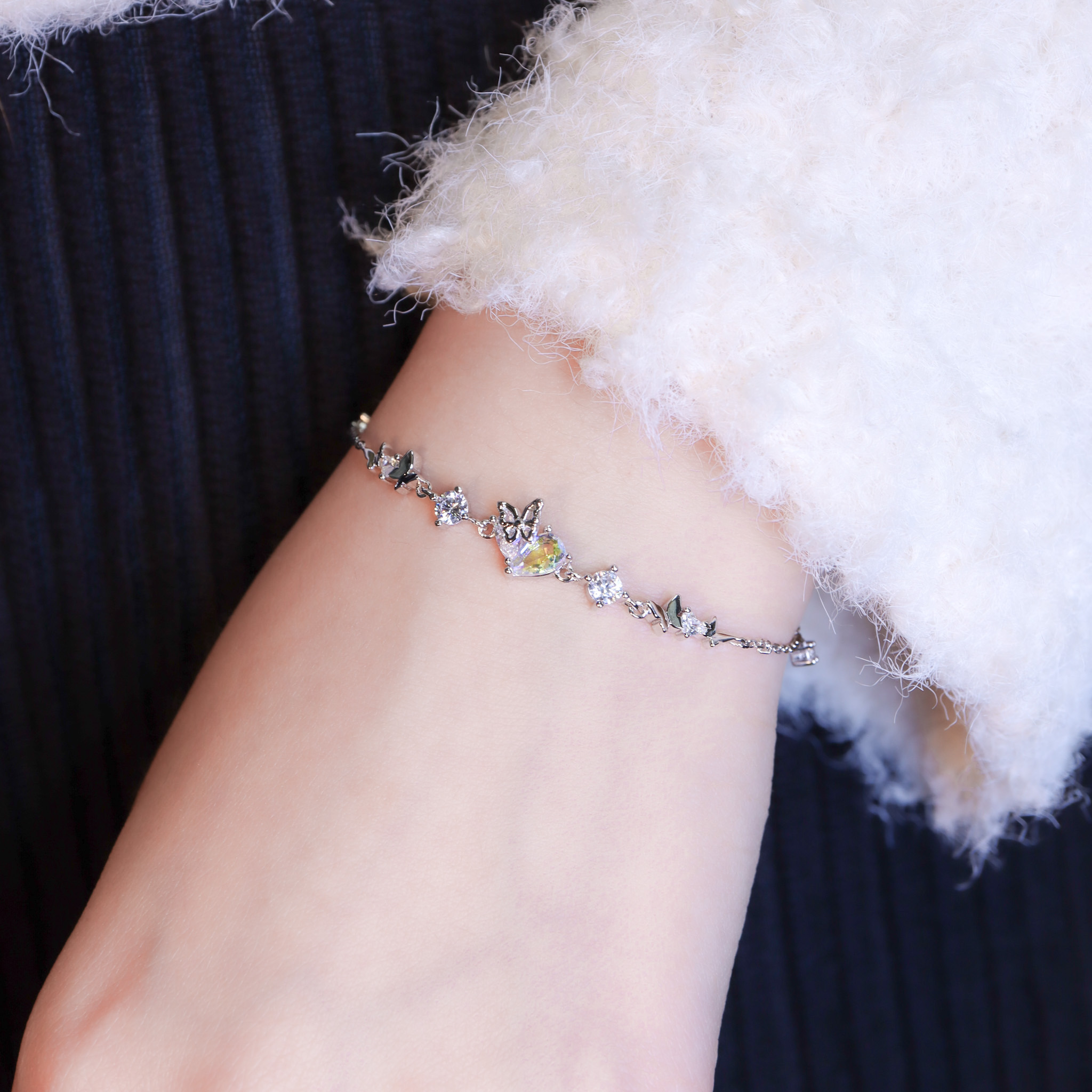 | 925純銀・厚鍍白金・琉璃  | 愛意如初手鏈 | BR1488 |