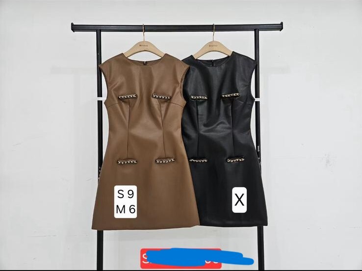 HS06 S:胸 S: 34 腰27 hip38 長 31 /  M:胸 35腰 28 HIP 39長 31 $599 (一口價)