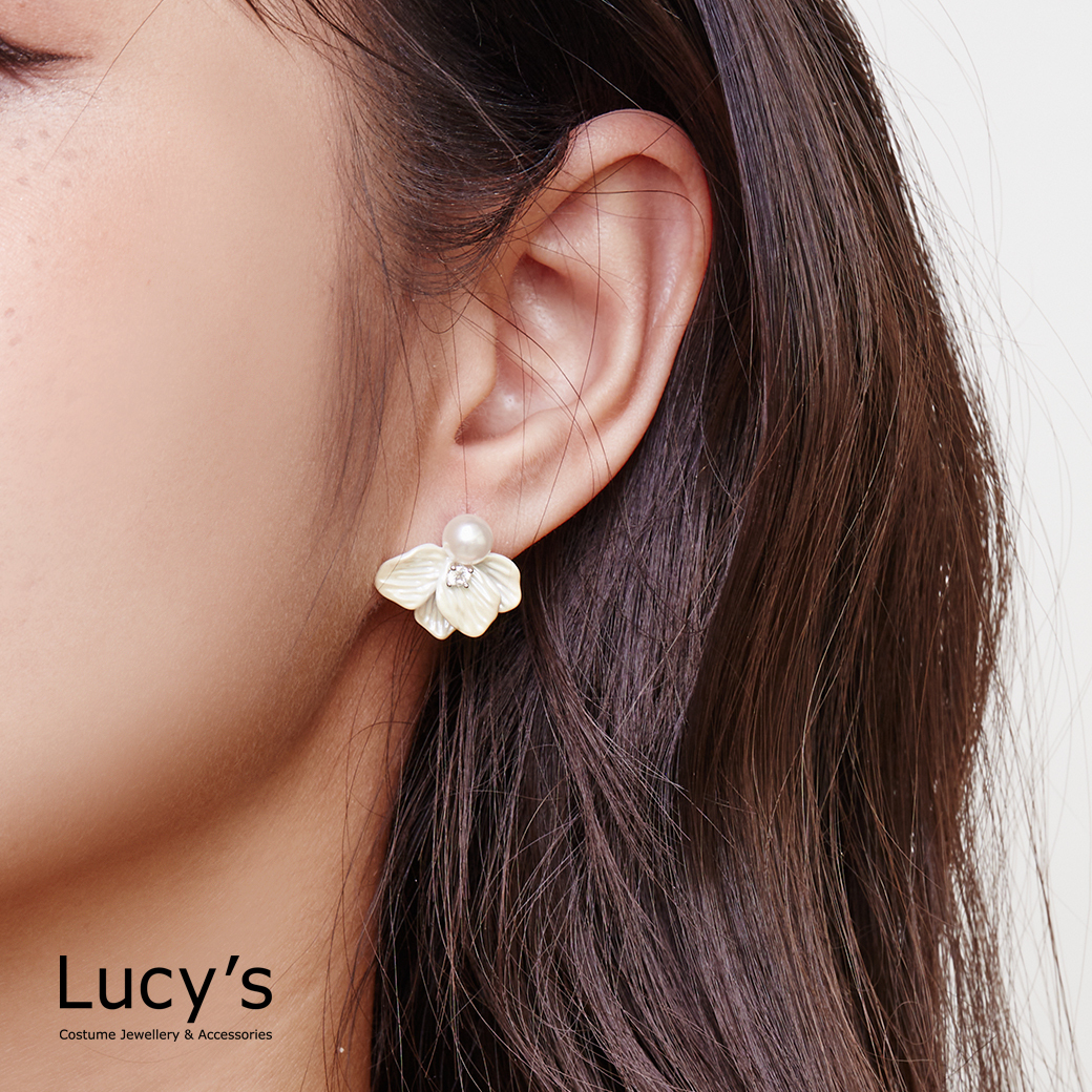 珍珠白花 耳環 (125647)
