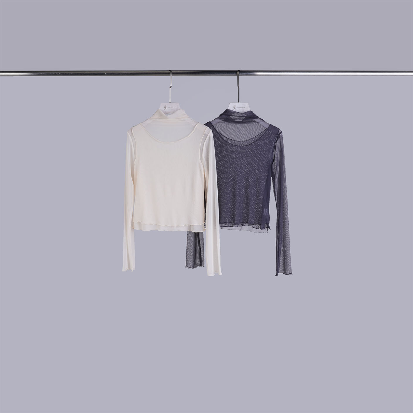 層次感捲邊微透上衣 | 2色