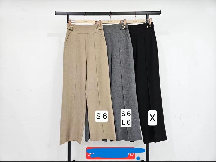 HS11 S:腰 S: 26/hip 40/長 43   L: 腰 28HIP42 長 43$479 (一口價)