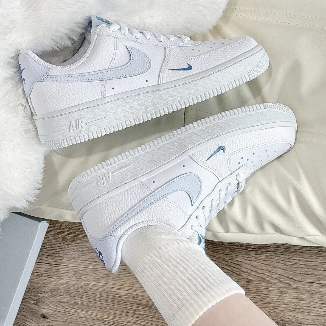 NIKE AIR FORCE 1 寶寶藍 蘇打 刺繡小勾 荔枝皮 休閒鞋 女鞋 HV2511-100