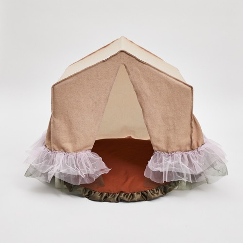 Louisdog 小小藝廊躲貓貓小屋