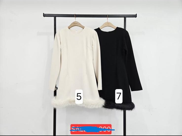 HS19 胸 38-42 腰30-36 Hip 39-45 長31 $699 (一口價)