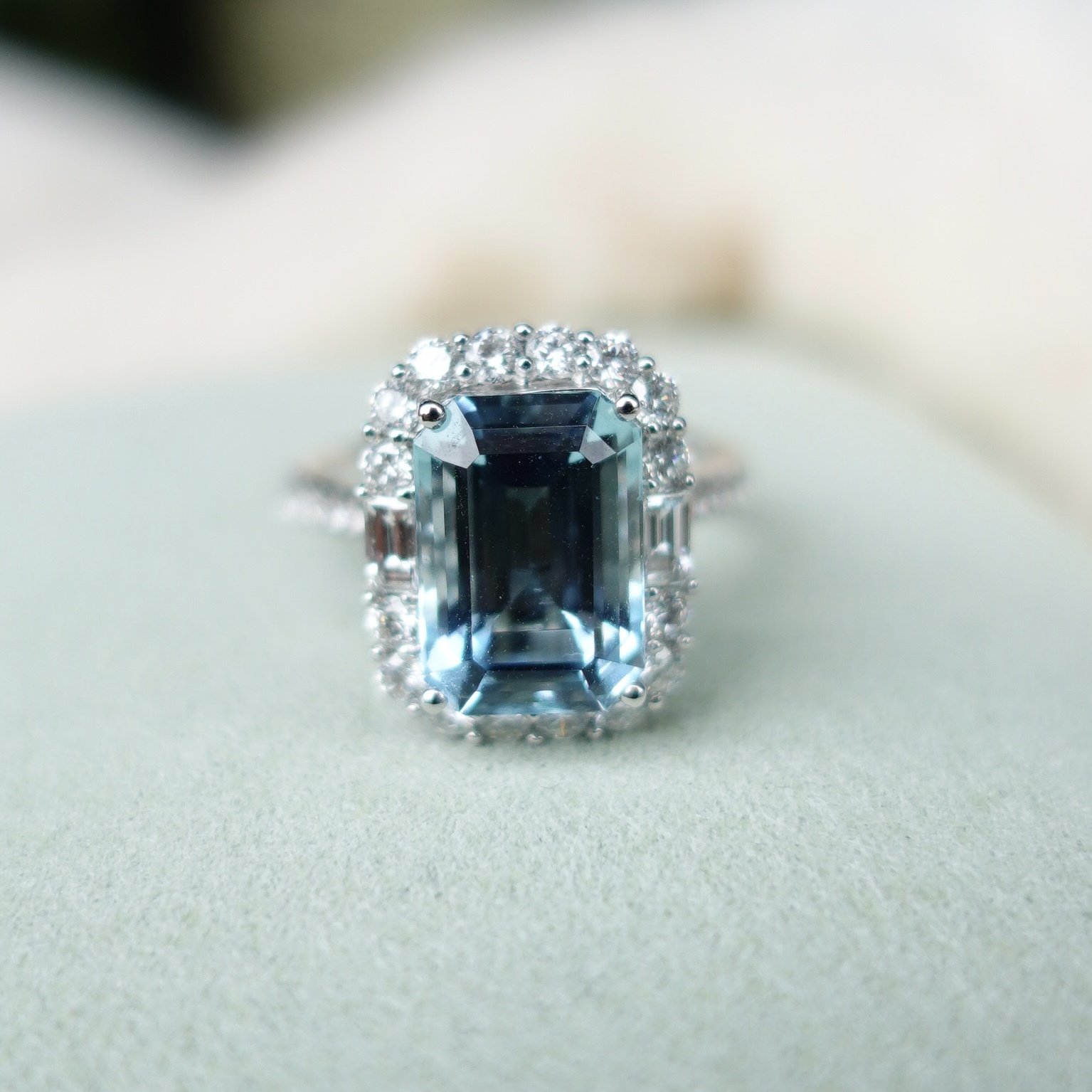 18K金海藍寶鑽石戒指/吊墜-兩用款（帶GUILD證書）