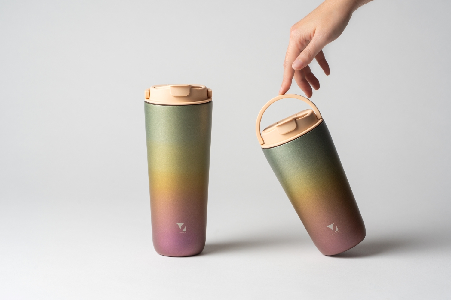 純鈦跳跳杯｜鈦色暈彩系列｜粉櫻Ｘ小鵝黃蓋