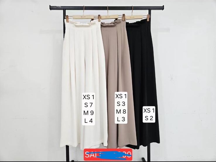 HS28 S:腰 25 HIP 54 長 44M:腰 26HIP 55長 44L:腰 27HIP 56長 44$499 (一口價)