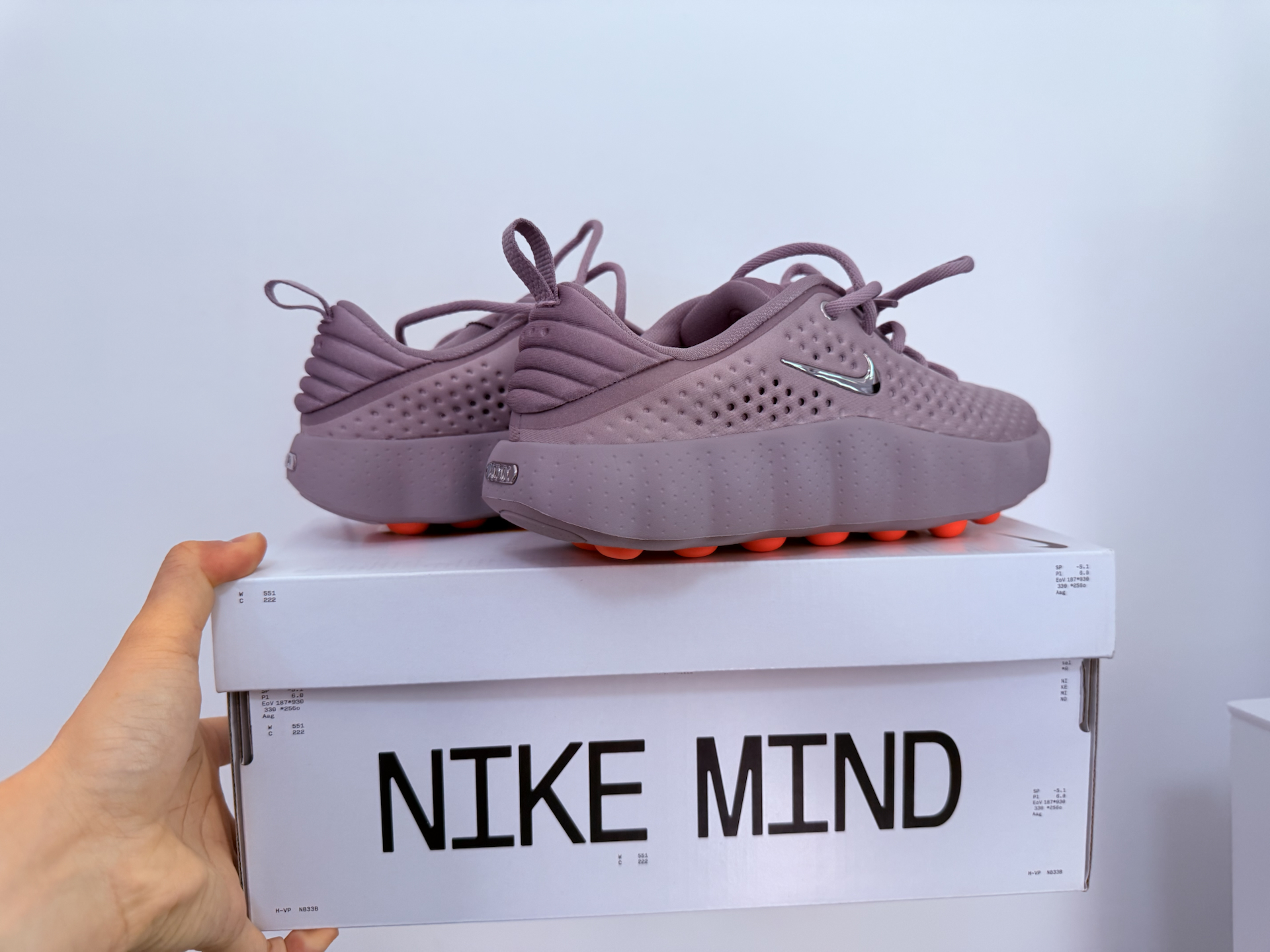 代購-Nike Mind 002 舒適貼合 透氣 訓練鞋 氣墊 舒適 按摩  女款  HQ4310-001黑   HQ4310-003灰    HQ4310-200紫