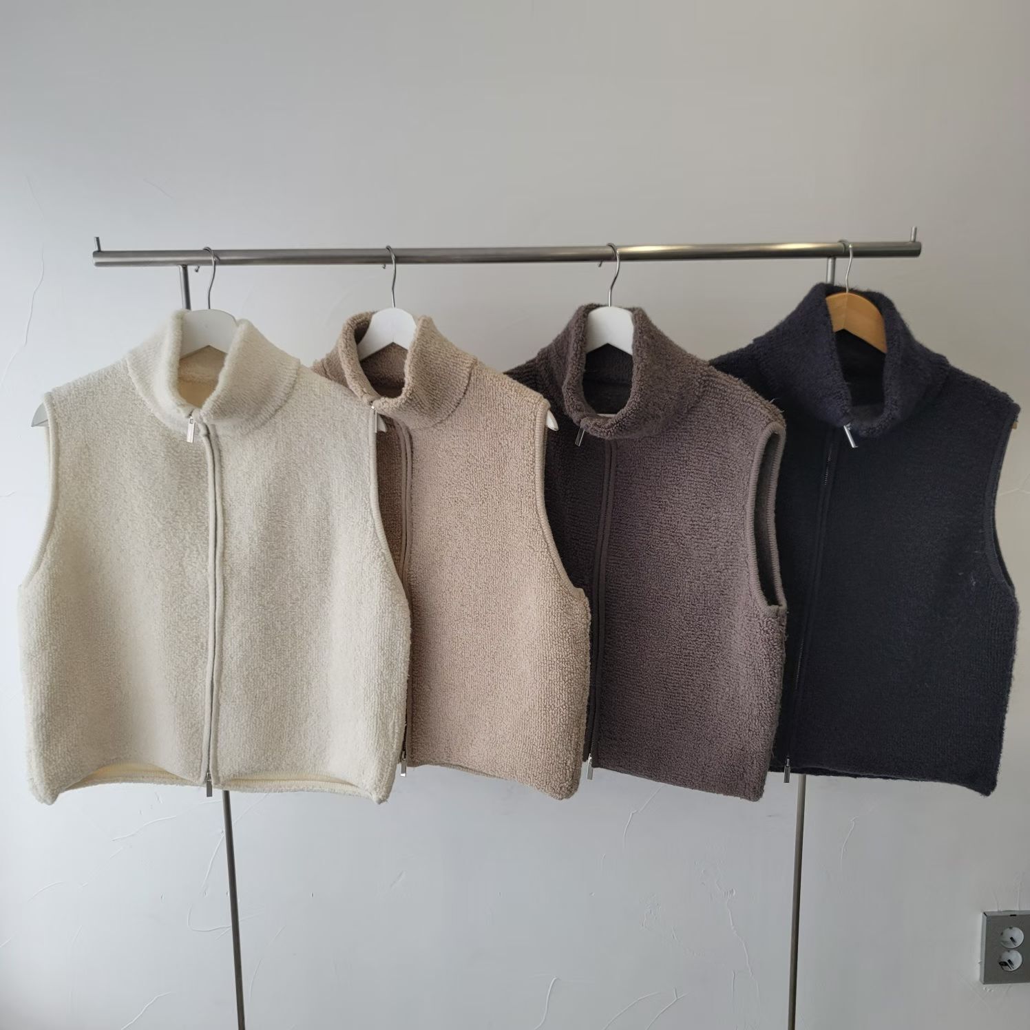 CC30 企領雙拉鍊背心外套 *Classy*