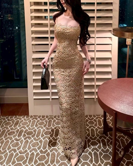 設計師家鎏金重工訂製刺繡面料長洋裝