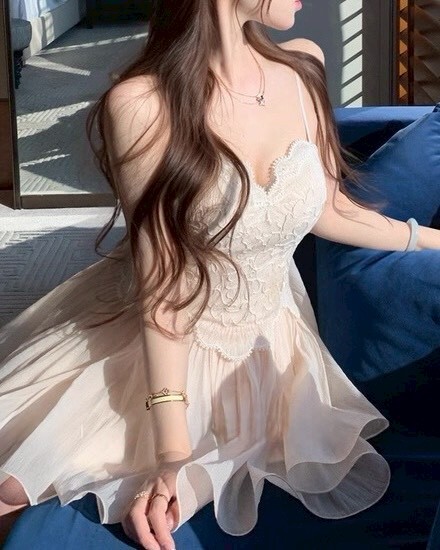 設計師家重工緹花緞面內裡雪紡洋裝