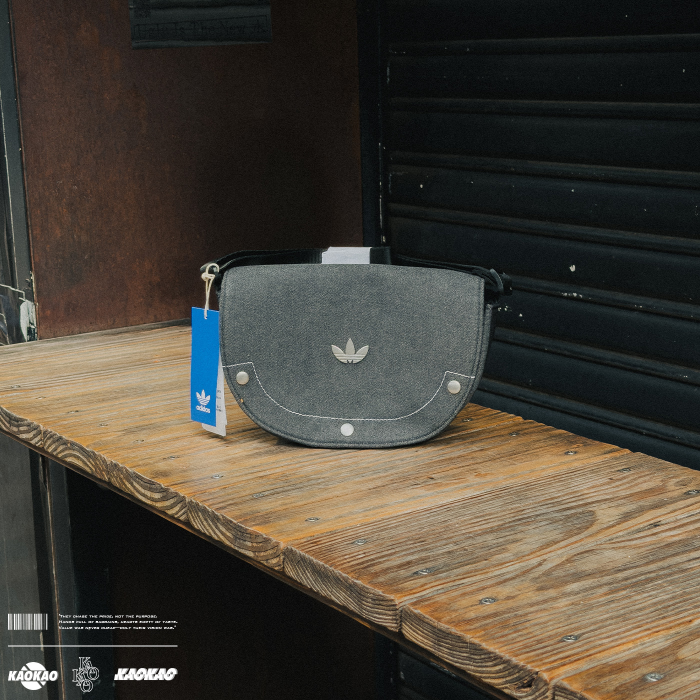 現貨 Adidas Denim Mini Shoulder Bag 肩背包 斜背 三葉草 按扣【IT7366】