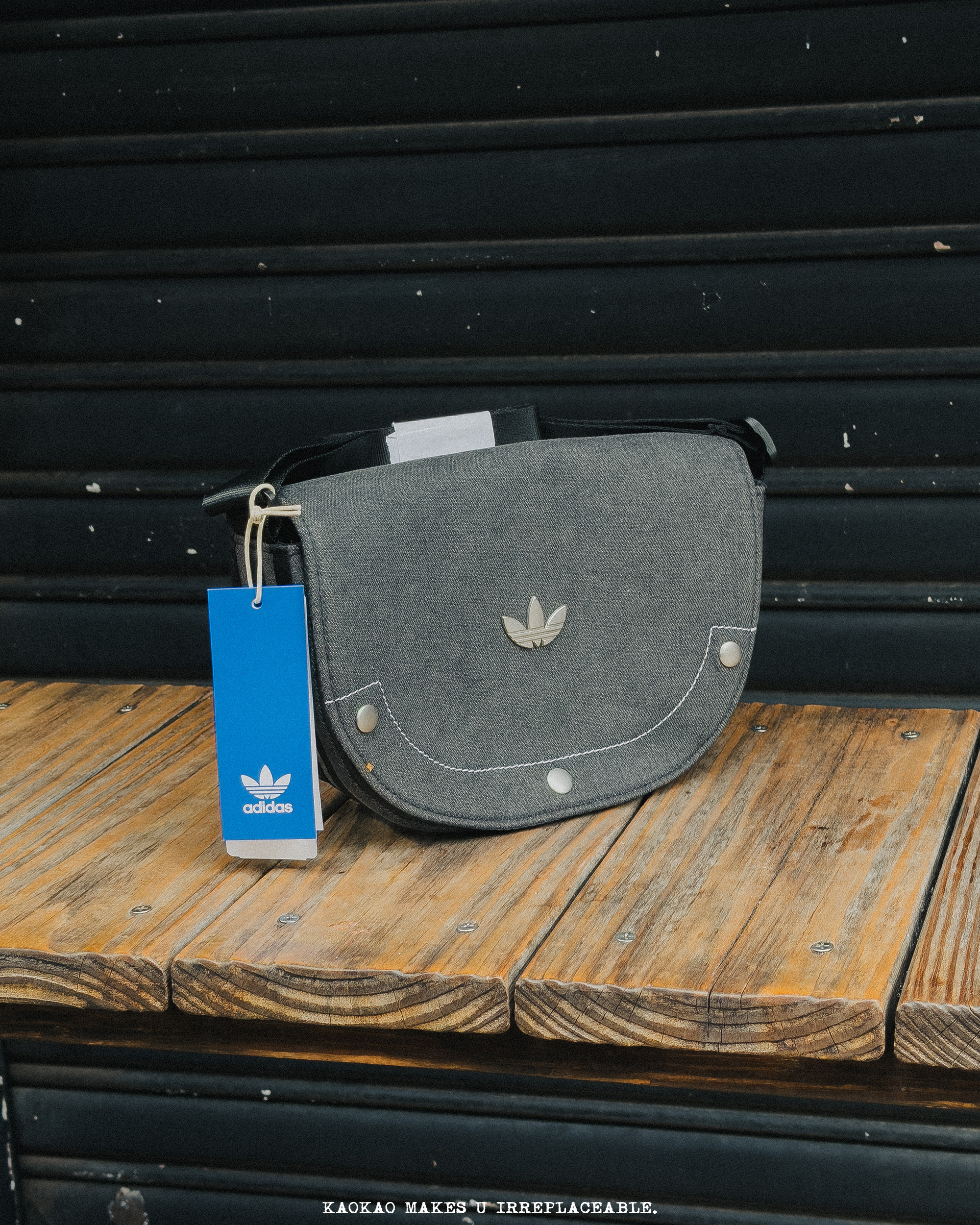 現貨 Adidas Denim Mini Shoulder Bag 肩背包 斜背 三葉草 按扣【IT7366】