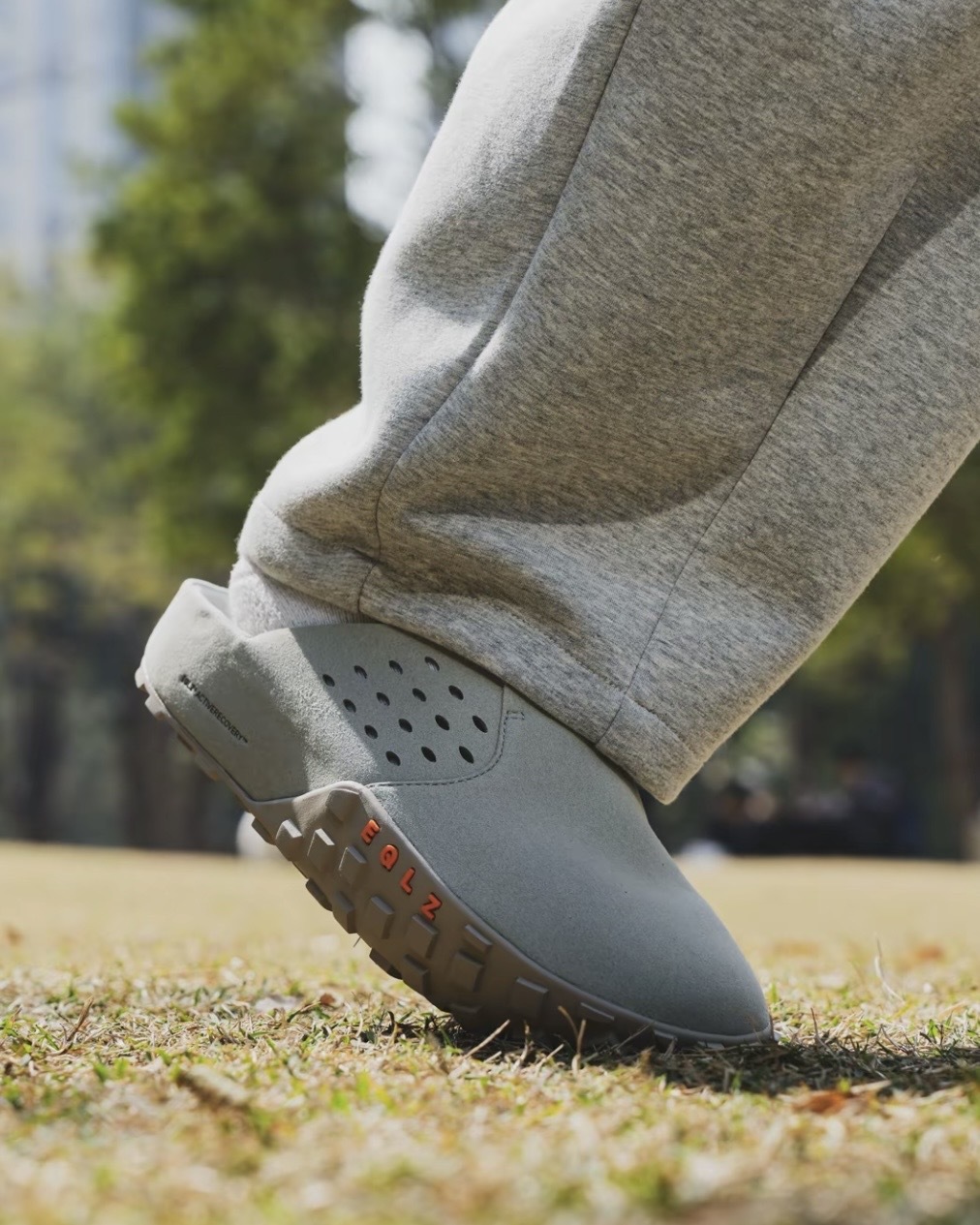 <科技未來感> EQLZ 101 MULES 運動 機能 穆勒鞋 兩色