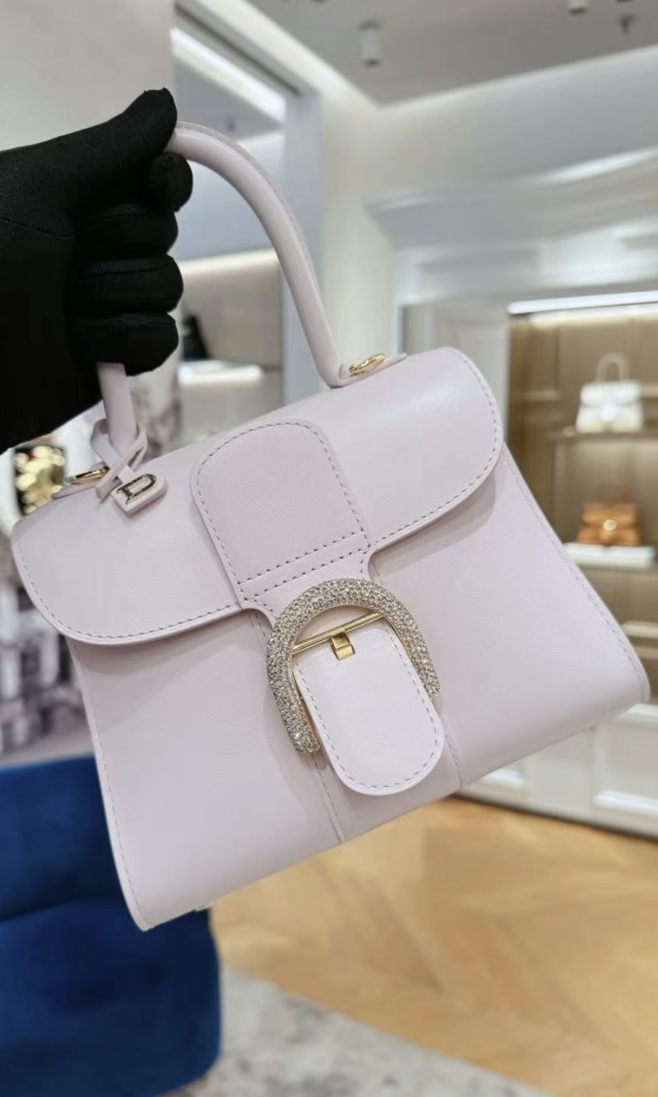 Delvaux Brillant mini 粉色鑽扣