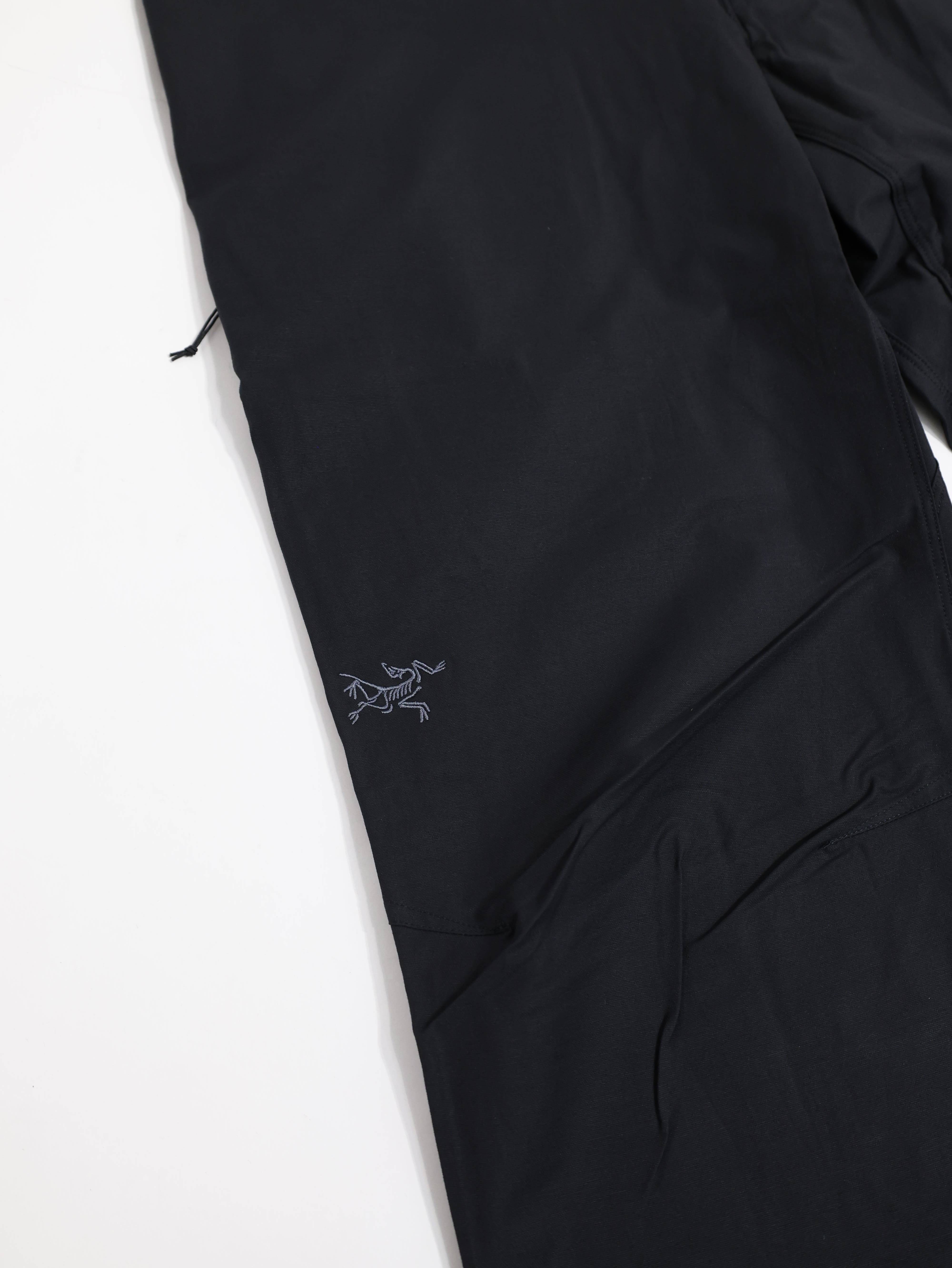 Arcteryx 始祖鳥 男 Kragg 休閒長褲 X00000953