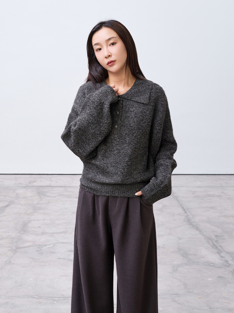 2603 翻領溫柔針織上衣（8%羊毛）