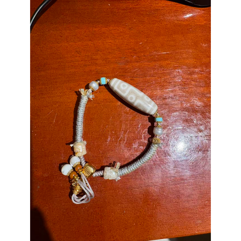 OTH-LLG0202-093 白毫九眼手繩 (A93)