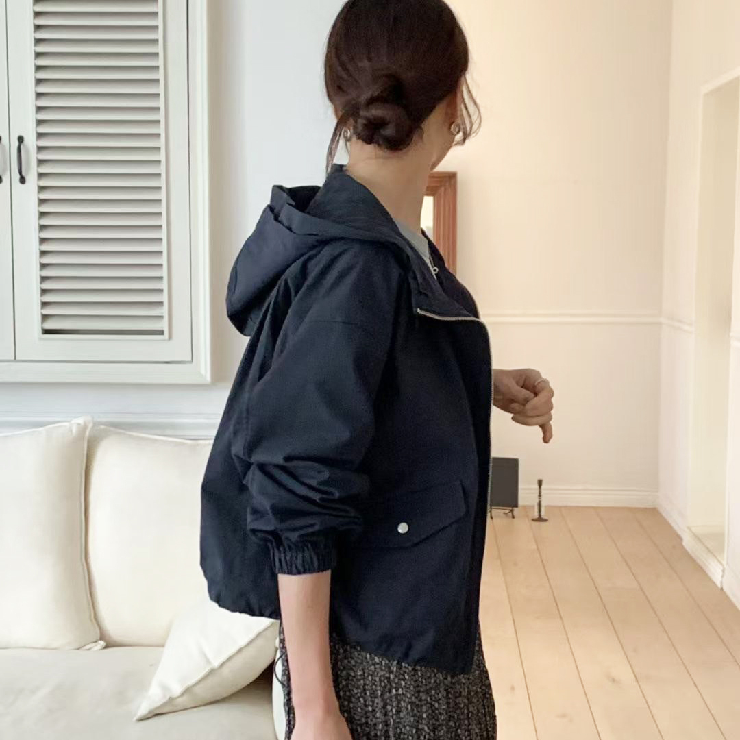 俏皮感連帽造型澎澎袖短版工裝外套 / 2色