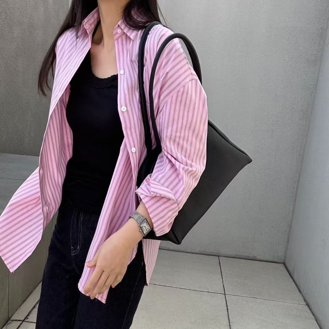 亮眼配色直條紋單口袋翻領排釦襯衫罩衫 / 2色