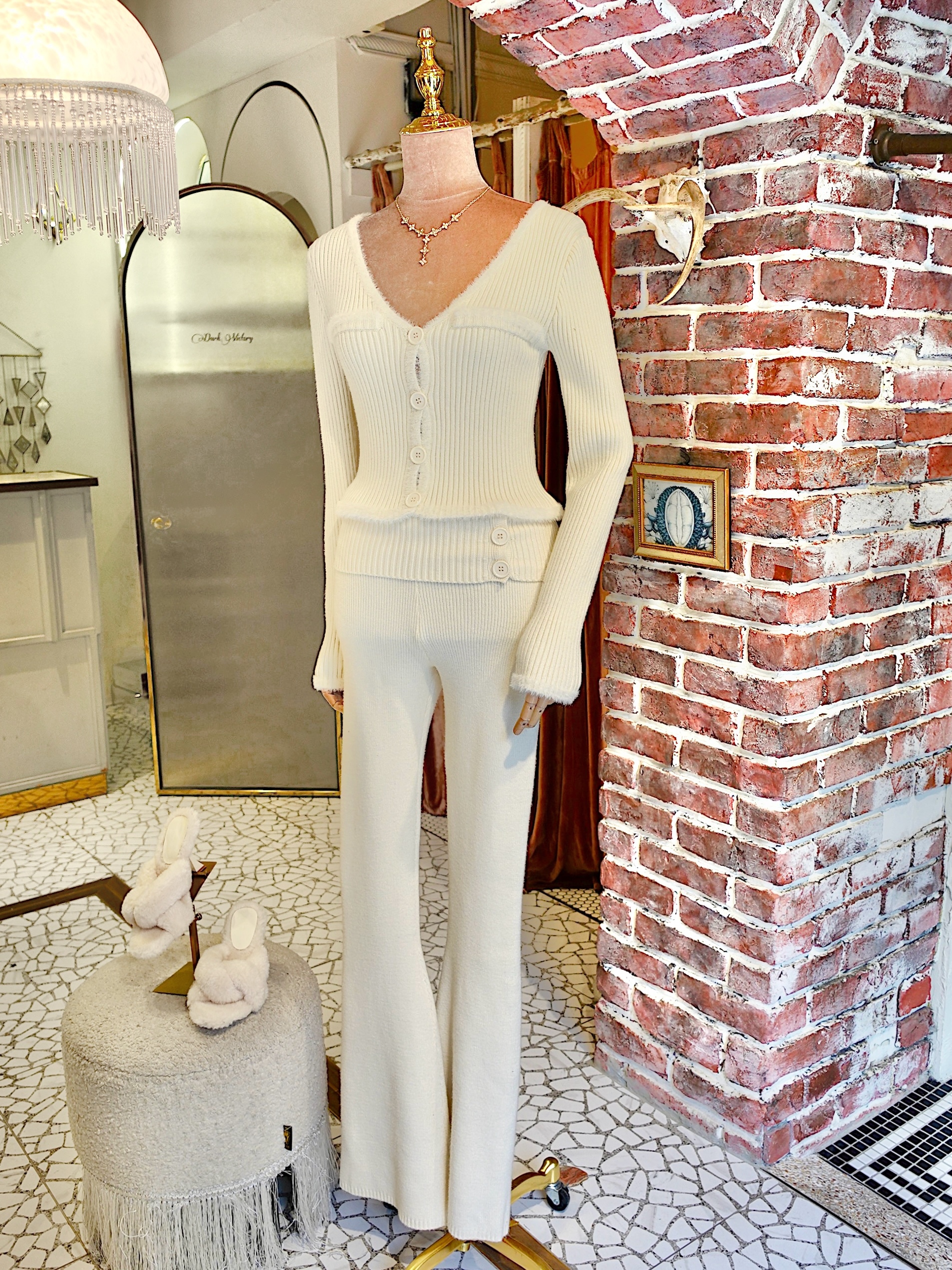 Alice奶油白色毛毛飾邊針織上衣+長褲套装