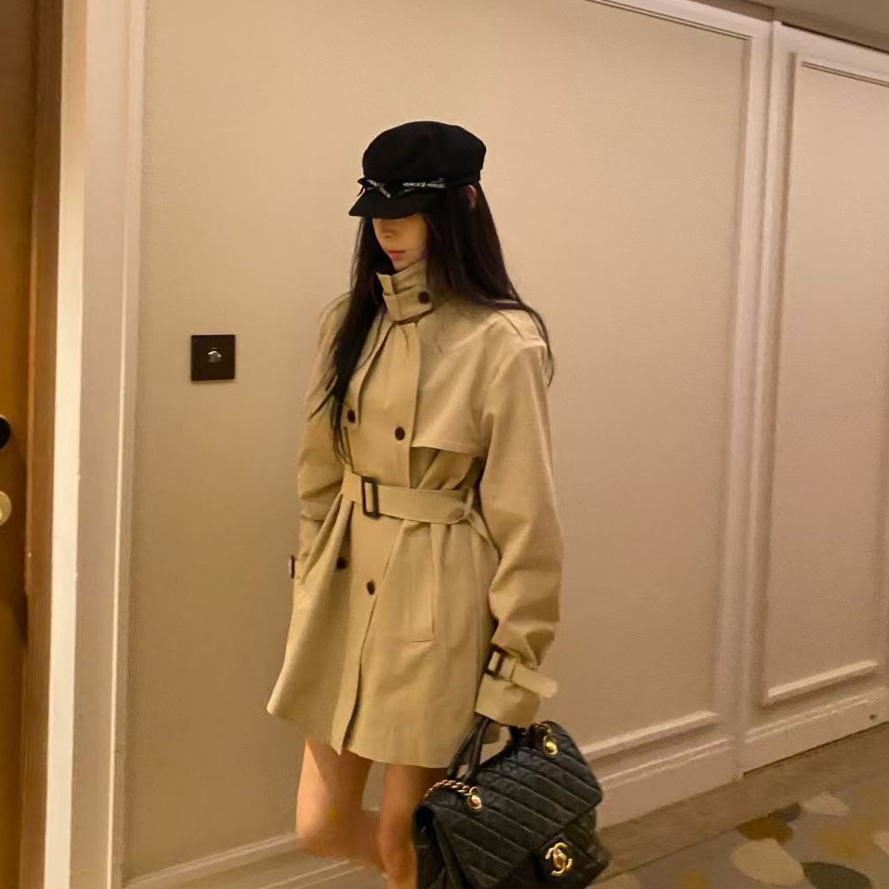 英倫氣息立領雙排釦中長版風衣外套-附腰帶 / 2色