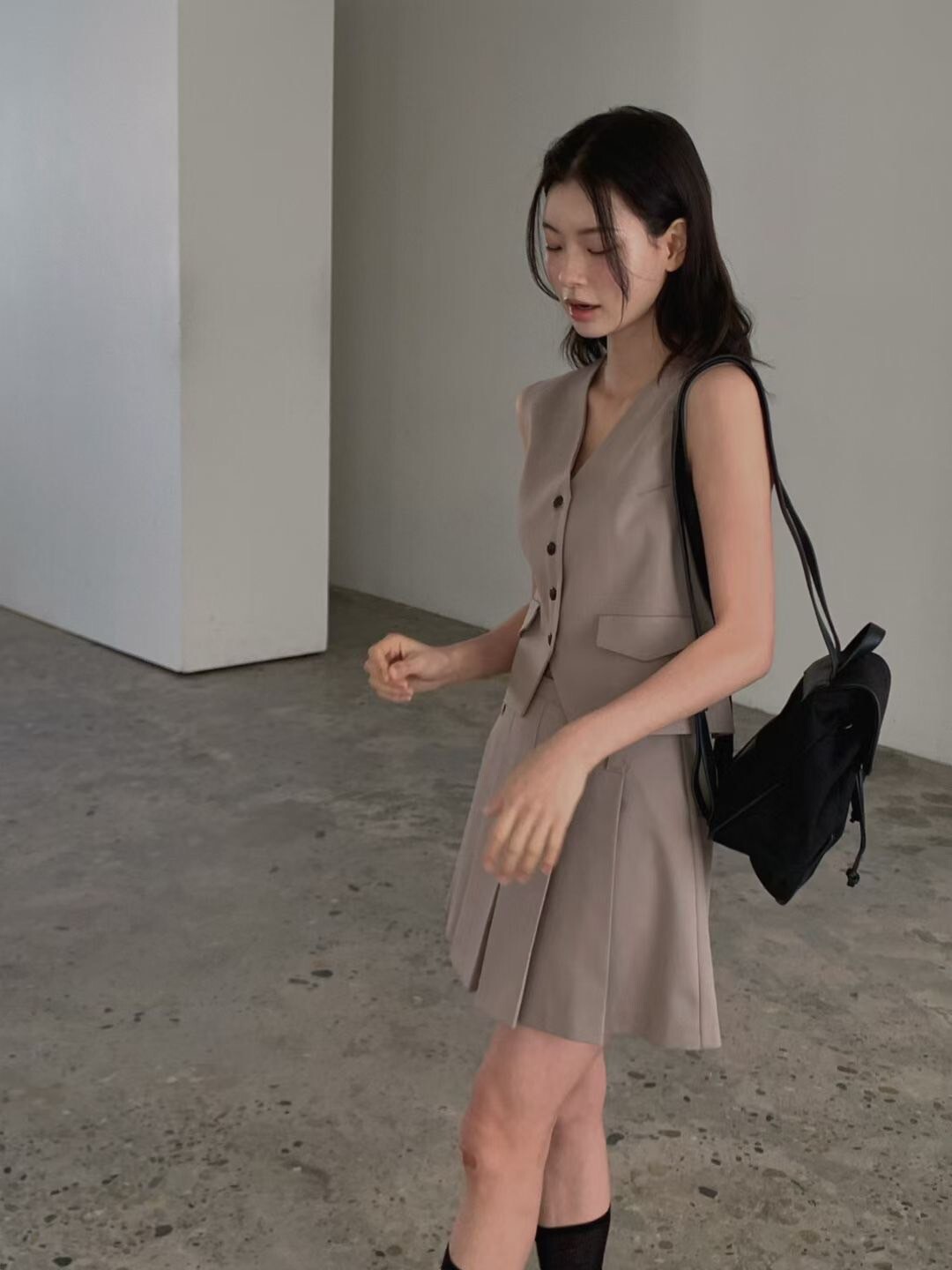 挺版西裝外套+排釦V領排扣+百摺短褲裙SET-S-M / 3色